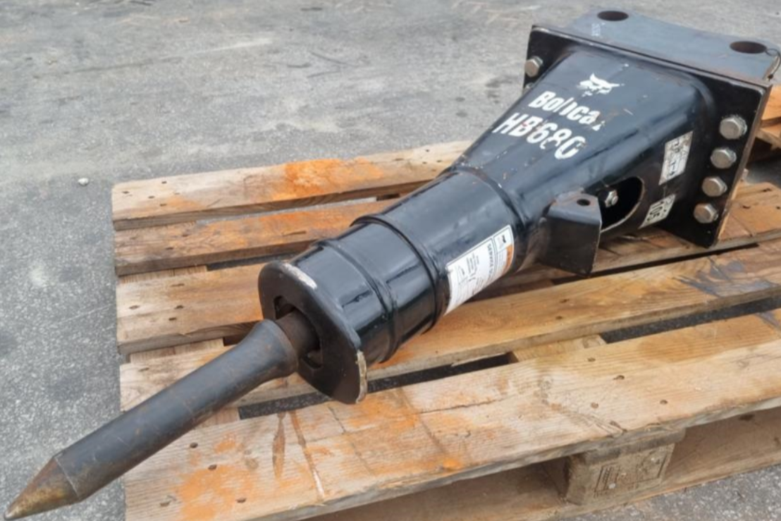 Bobcat HB680 Hydraulic Breaker | Farmers Market